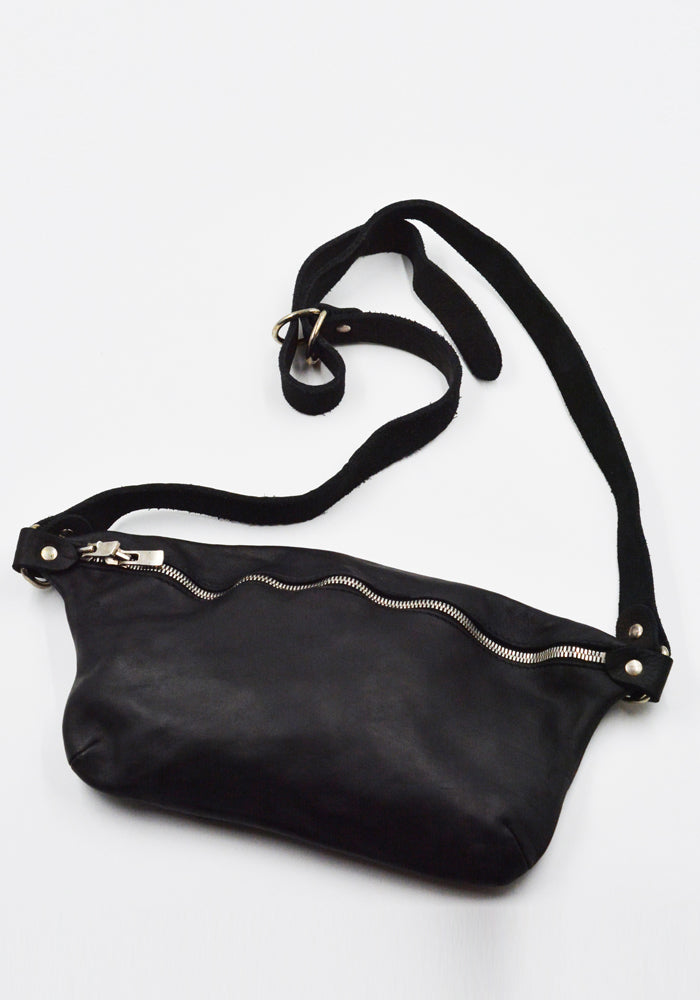 GUIDI BV07 SOFT HORSE FULL GRAIN MEDIUM FANNY BAG BLACK | DOSHABURI Shop
