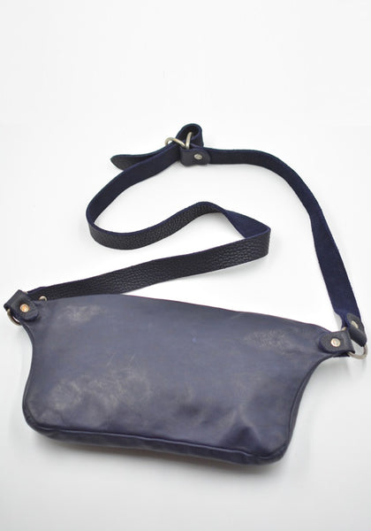 GUIDI BV07 SOFT HORSE FULL GRAIN MEDIUM FANNY BAG NAVY | DOSHABURI Shop