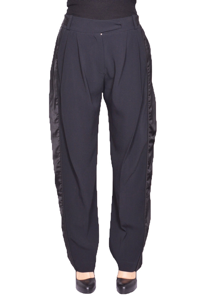 KIKO KOSTADINOV WOMEN CAUDA PLEATED TROUSERS BLACK SS25 | DOSHABURI Shop