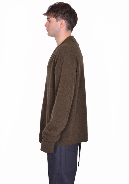 MAINA YEE KANE V-NECK WOOL KNIT SWEATER FOREST FW25 | DOSHABURI Shop