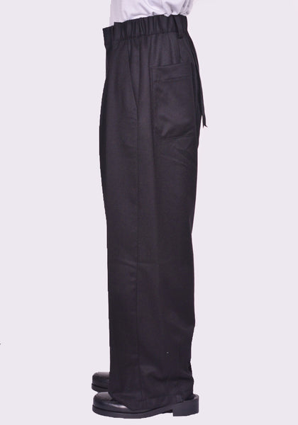 MARINA YEE JIM WIDE-LEGGED ELASTICATED TROUSERS BLACK FW24 | DOSHABURI Shop