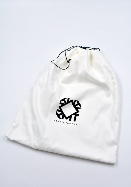 MERRYL TIELMAN FRANK CROSSBODY BAG SHINY BLACK | DOSHABURI Online Shop