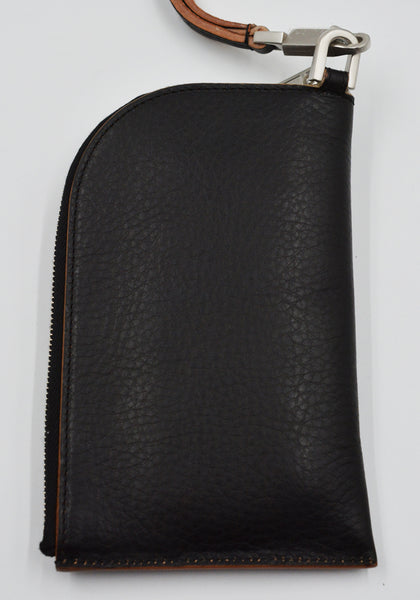 RICK OWENS MEN LEATHER NECKWALLET BLACK FW25 | DOSHABURI Online Shop