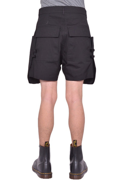 RICK OWENS MEN STEFAN CARGO SHORTS BLACK FW25 | DOSHABURI Shop
