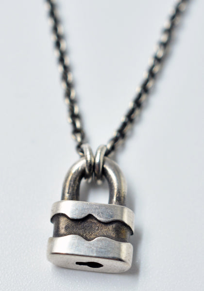 WERKSTATT:MÜNCHEN M7470 CHAIN MINI NECKLACE LOCK SILVER | DOSHABURI Online Shop