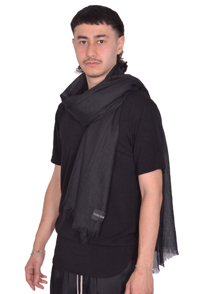 YUIKI SHIMOJI SCARF CASHMERE/SILK DARK BLACK SS25 | DOSHABURI Shop