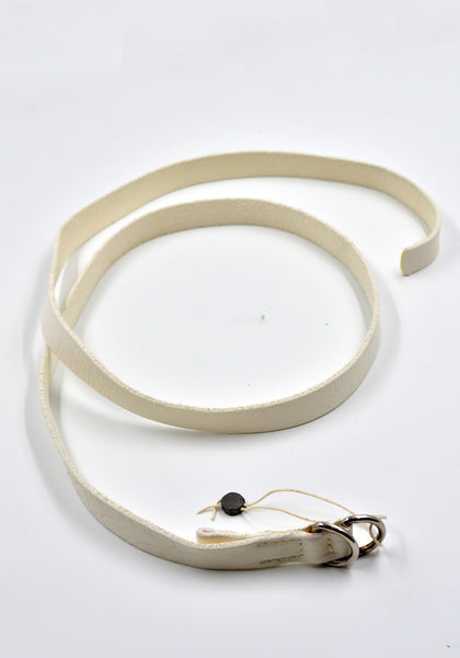 100% bison full grain leather, Unisex belt in white with double D-buckle closure 