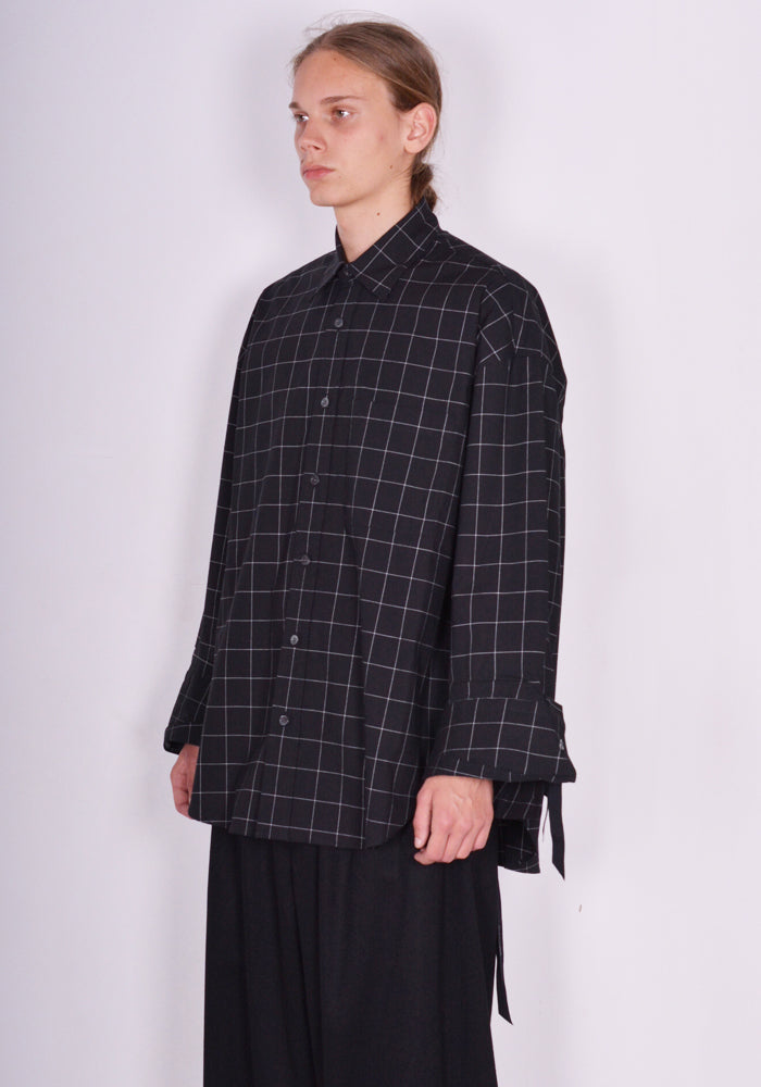 マリナイー通販｜MARINA YEE MAXI SHIRT BLACK/WHITE FW23 | DOSHABURI Online Shop –  DOSHABURI | 50%OFF サマーセール SS24 | 日本国内配送(関税なし) キャンペーン